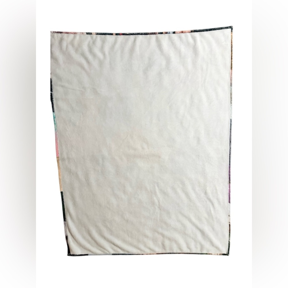 Taylor Swift Collage Blanket - Picture 2 of 6